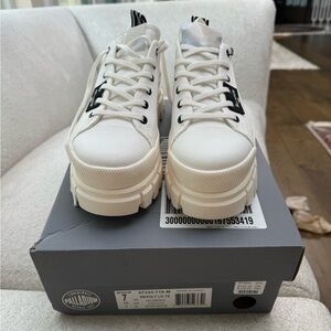 Palladium revolt lo tx sneakers